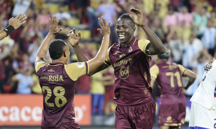Tolima homenajeará a Julián Quiñones tras sus 360 partidos