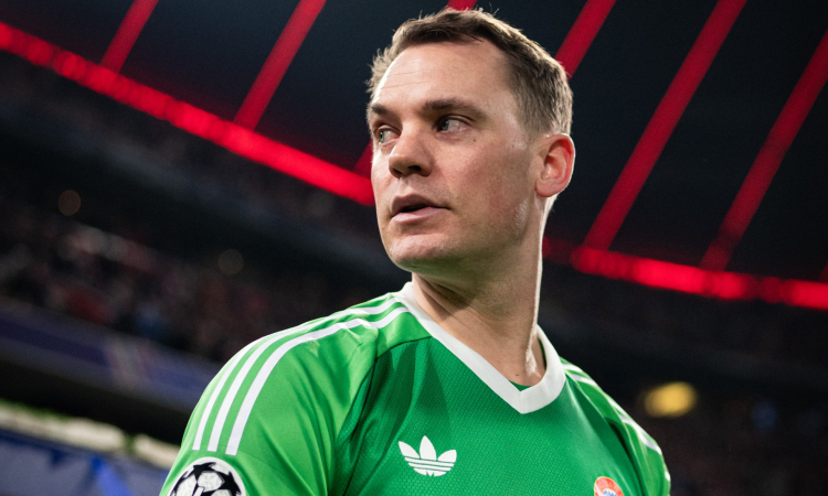 Manuel Neuer estará de baja hasta finales de marzo