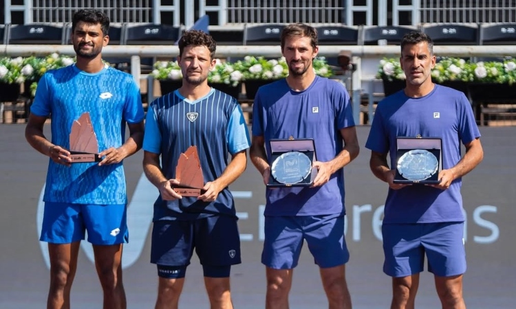 Nicolás Barrientos Campeón en dobles del WTA 250 de Santiago