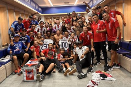 "No es fácil lo que está haciendo este Junior": César Farías
