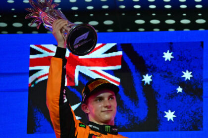 Piastri gana en Arabia Saudita y pasa a liderar el Mundial de F1
