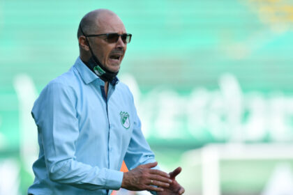 Alfredo Arias sobre el Deportivo Cali: "Somos un equipo pobre"