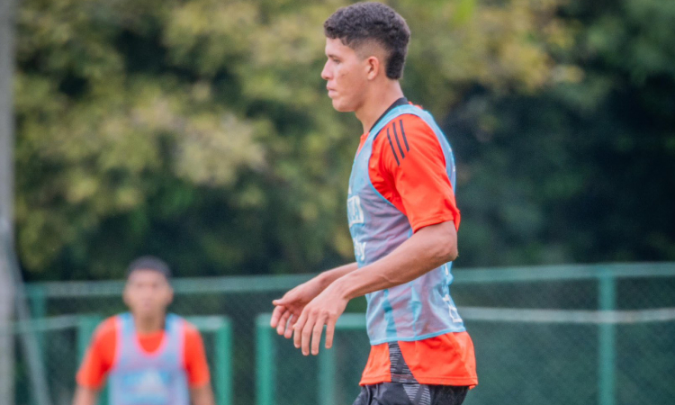 Cali negocia con una de sus futbolistas para que no se vaya