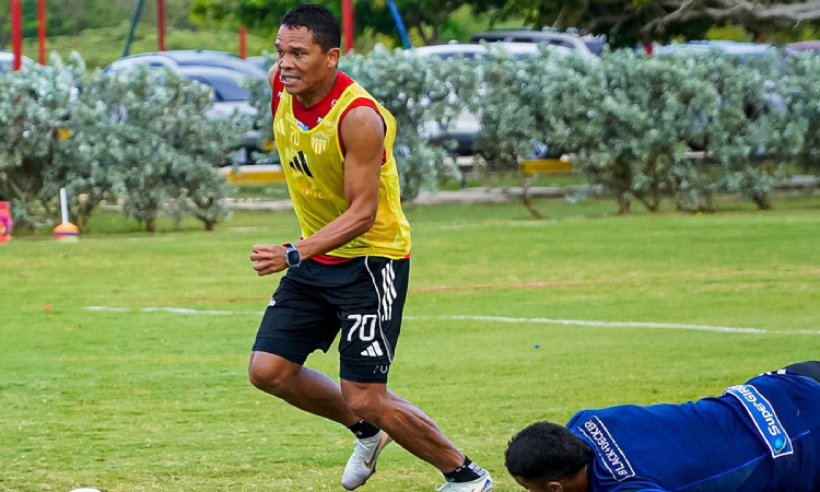 ¡No es Junior! Carlos Bacca reveló su favorito para ser campeón