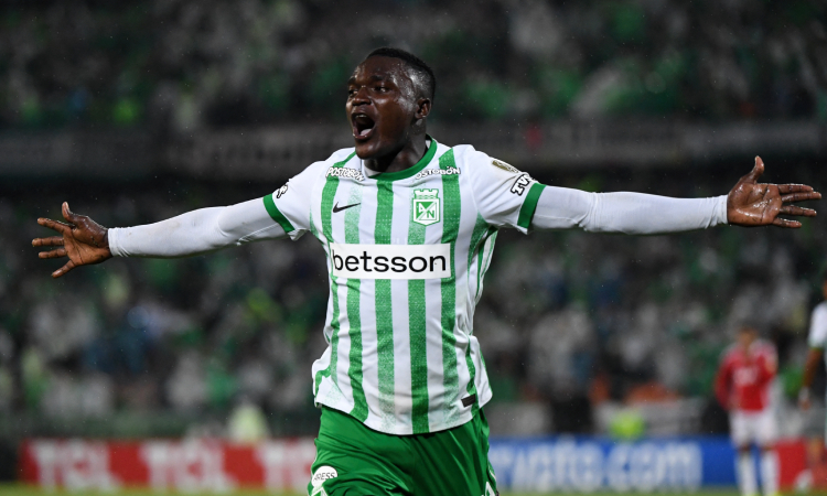 Kevin Viveros seguirá en Atlético Nacional por las próximas temporadas