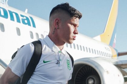 Sin tres figuras, Nacional viajó a Uruguay a sellar a clasificación