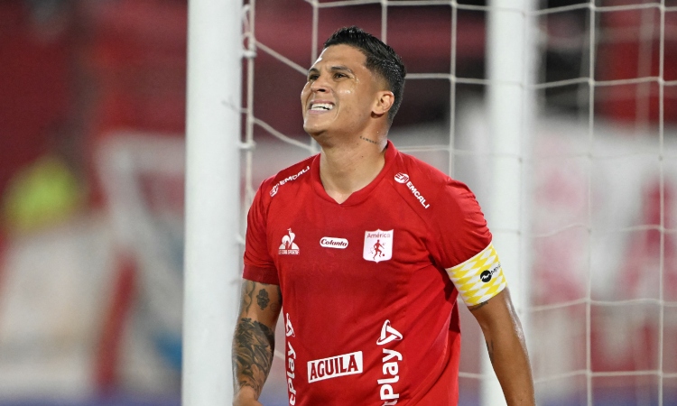 Cláusula del contrato de Juanfer Quintero sorprendió al América