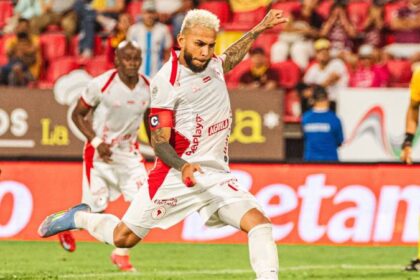 América de Cali empató con Tolima en Ibagué y sigue líder