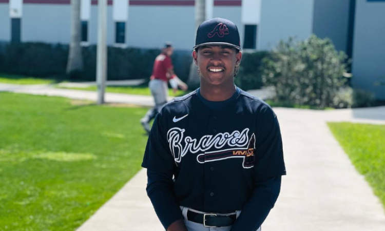 Didier Fuentes, a las Grandes Ligas de Béisbol