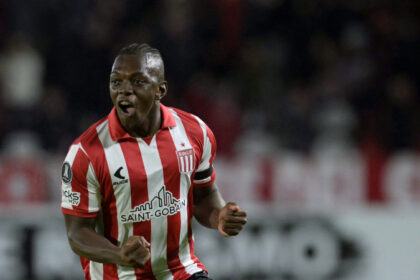 Edwuin Cetré, en planes para volver al Independiente Medellín
