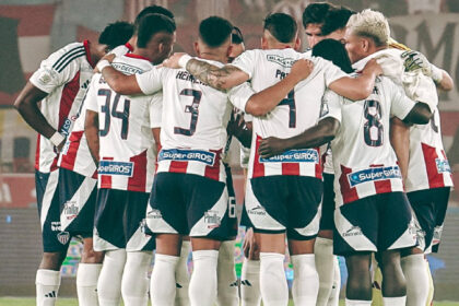 Exfutbolista de Junior terminó electrocutado por policías