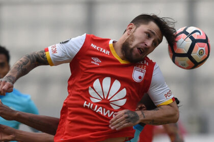Jonathan Gómez no llegará a Santa Fe: su destino es Sarmiento