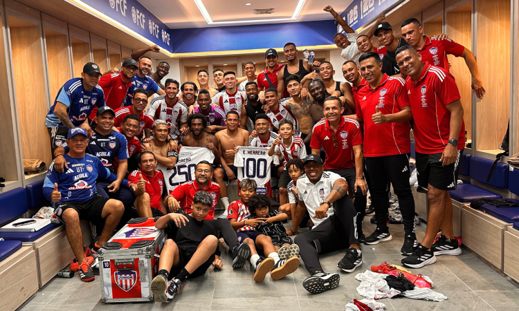 Junior está cerca de contratar otro técnico extranjero