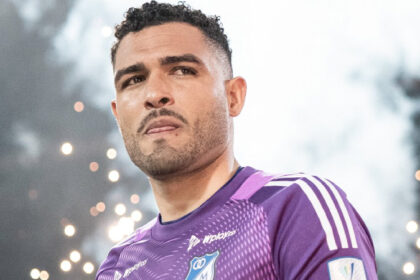 Millonarios define futuro del arco mientras pelea por la final