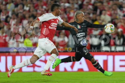 Fuerte molestia de Once Caldas hacia en Independiente Santa Fe