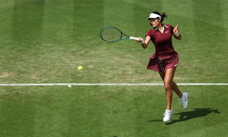 Raducanu cae en octavos de Eastbourne, preparatorio para Wimbledon
