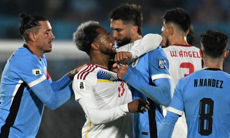 Uruguay venció a Venezuela y Bolivia dejó a Chile sin Mundial