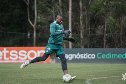 Atlético Nacional renovó el contrato Harlen Castillo
