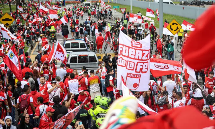 Eduardo Méndez invitó a los hinchas de Santa Fe a comprar los abonos del 2025-2