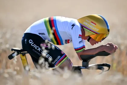 Evenepoel, el más veloz en la crono de etapa 5 del Tour de Francia