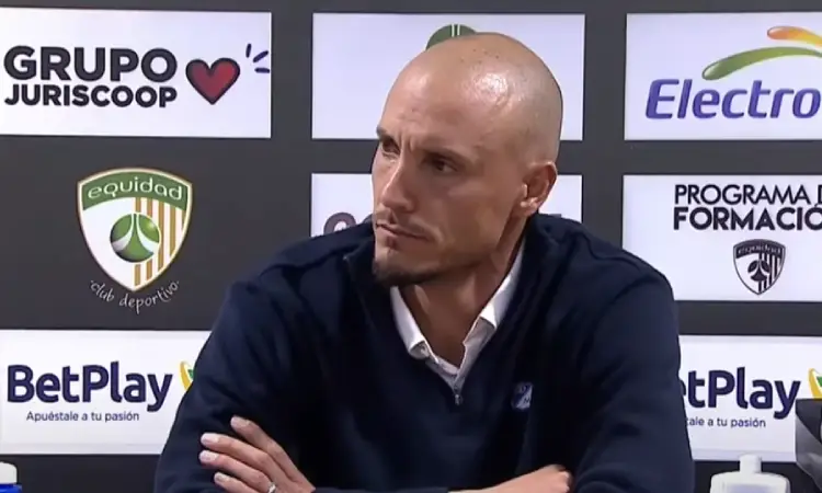 González dijo que se cayeron fichajes por "cosas extra futbolísticas"