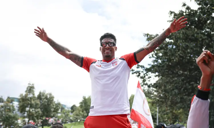 Harold Santiago Mosquera va a continuar en Santa Fe