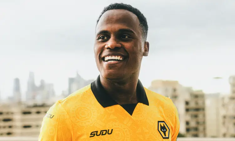 Jhon Arias fue oficializado en Wolverhampton