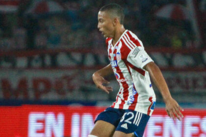 Joya del Junior de Barranquilla se va a Brasil sin aviso previo