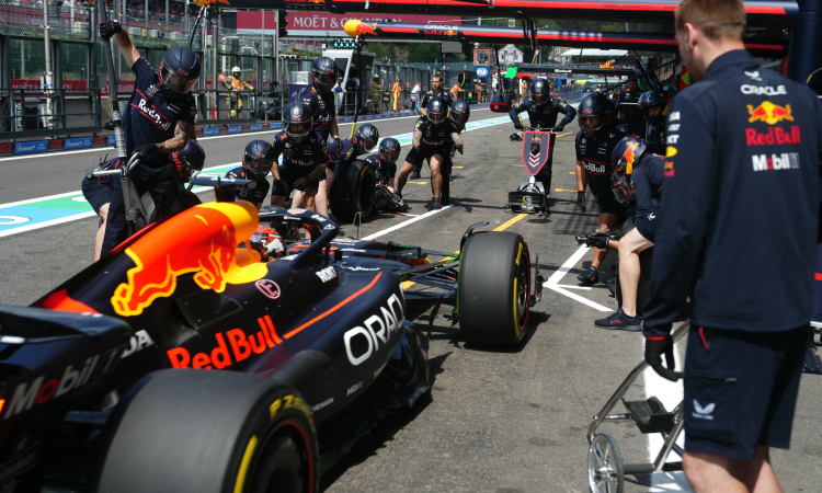 Red Bull inicia en Bélgica su nueva vida con Mekies a los mandos