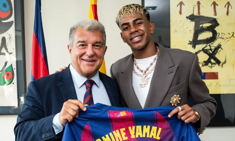Yamal y el reto de llevar el icónico 10 de Messi en el Barça