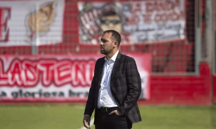 Águilas Doradas despidió a su técnico Pablo de Muner