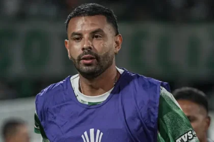 Cardona pidió disculpas por sus recientes comportamientos
