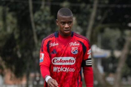 Independiente Medellín comienza negociaciones con Halam Loboa