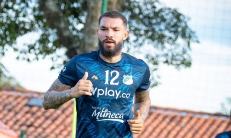 José Caldera se entrena con el Cali, pero no jugará con ellos
