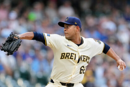 José Quintana logra décima victoria con los Cerveceros