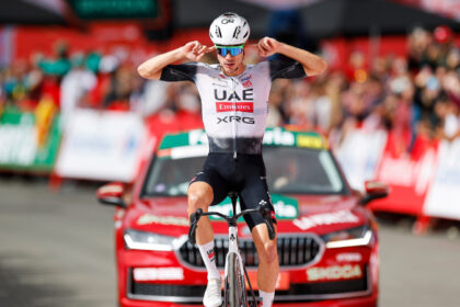 Juan Ayuso logra en Cerler la primera victoria española en la Vuelta