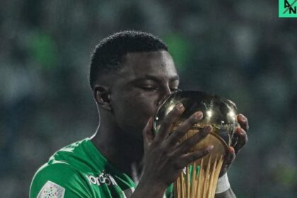 Marino Hinestroza cerca de dos grandes de Europa: Se puede ir de Nacional