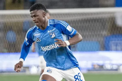 Neyser Villarreal se disculpó por ponerse la camiseta del América