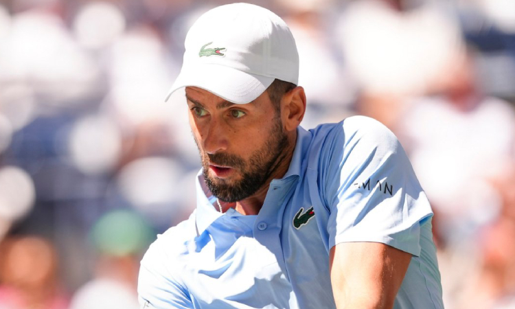 Novak Djokovic esquiva otra bala en el US Open 2025