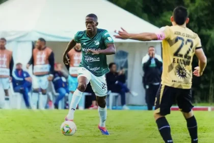 jugadores-del-cali-y-aguilas-doradas-en-rionegro