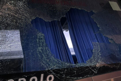 Terror en Armenia: hinchas atacaron bus de Atlético Nacional