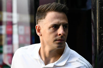 Atlético Nacional contemplaría contratar a Santiago Arias