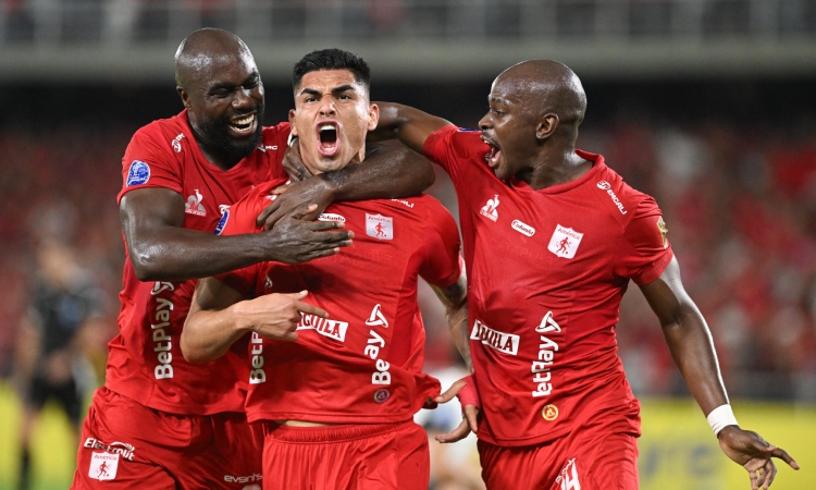 Jugador importante de lesión en lesión y ya es una pérdida para América