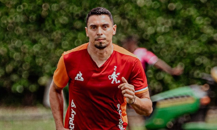 Daniel Bocanegra está disponible para el partido frente a Cali