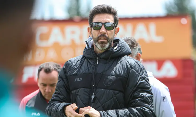 Eduardo Méndez desmiente que Bava se vaya a ir a Cerro Porteño