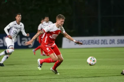 Joaquín Sosa se lesionó y es baja en Santa Fe para el clásico vs Millonarios