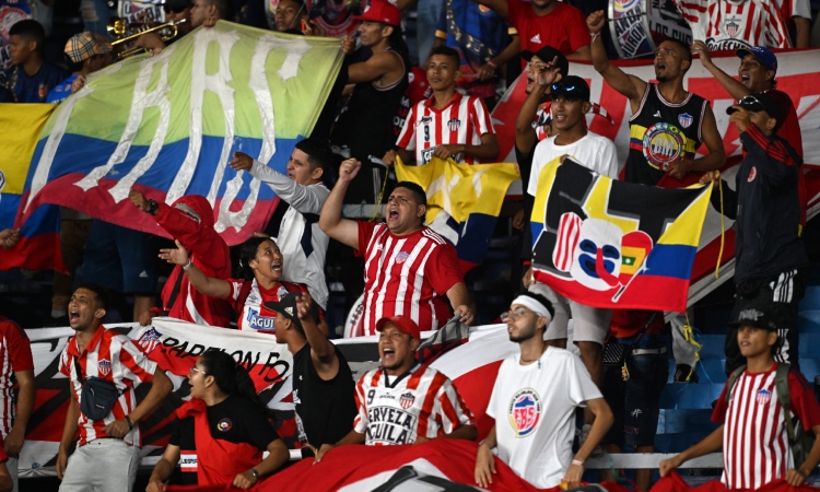 Hinchada-de-Junior