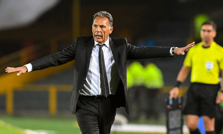 Miguel-Russo-dirigiendo-a-Millonarios