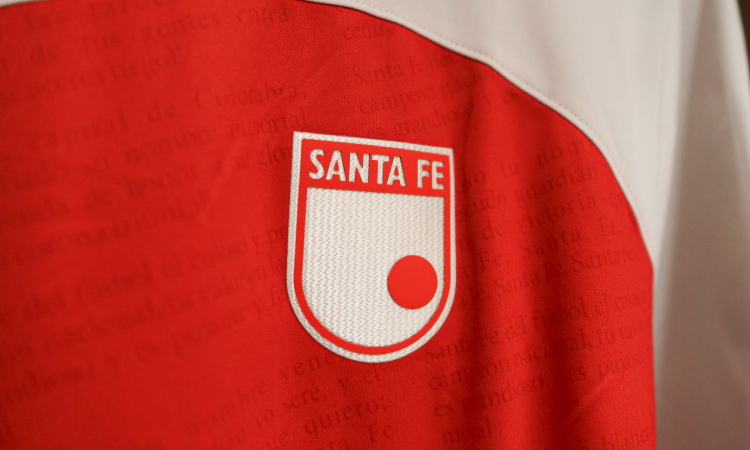 Santa Fe, con varios cambios en la convocatoria, recibe a Alianza