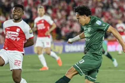 elvis-perlaza-de-santa-fe-y-kevin-parra-de-la-equidad